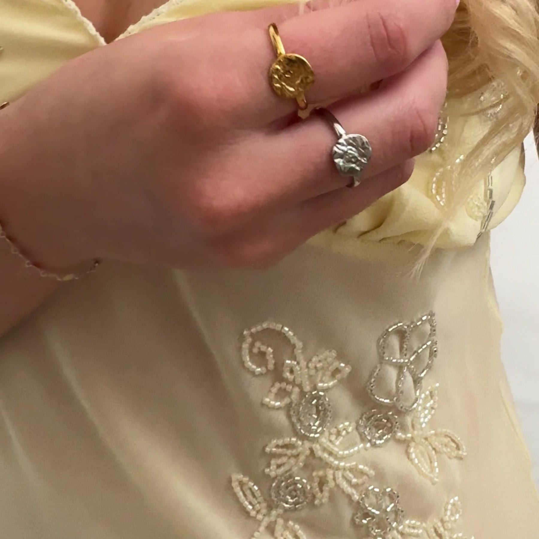 SISTIE CHANEL RING