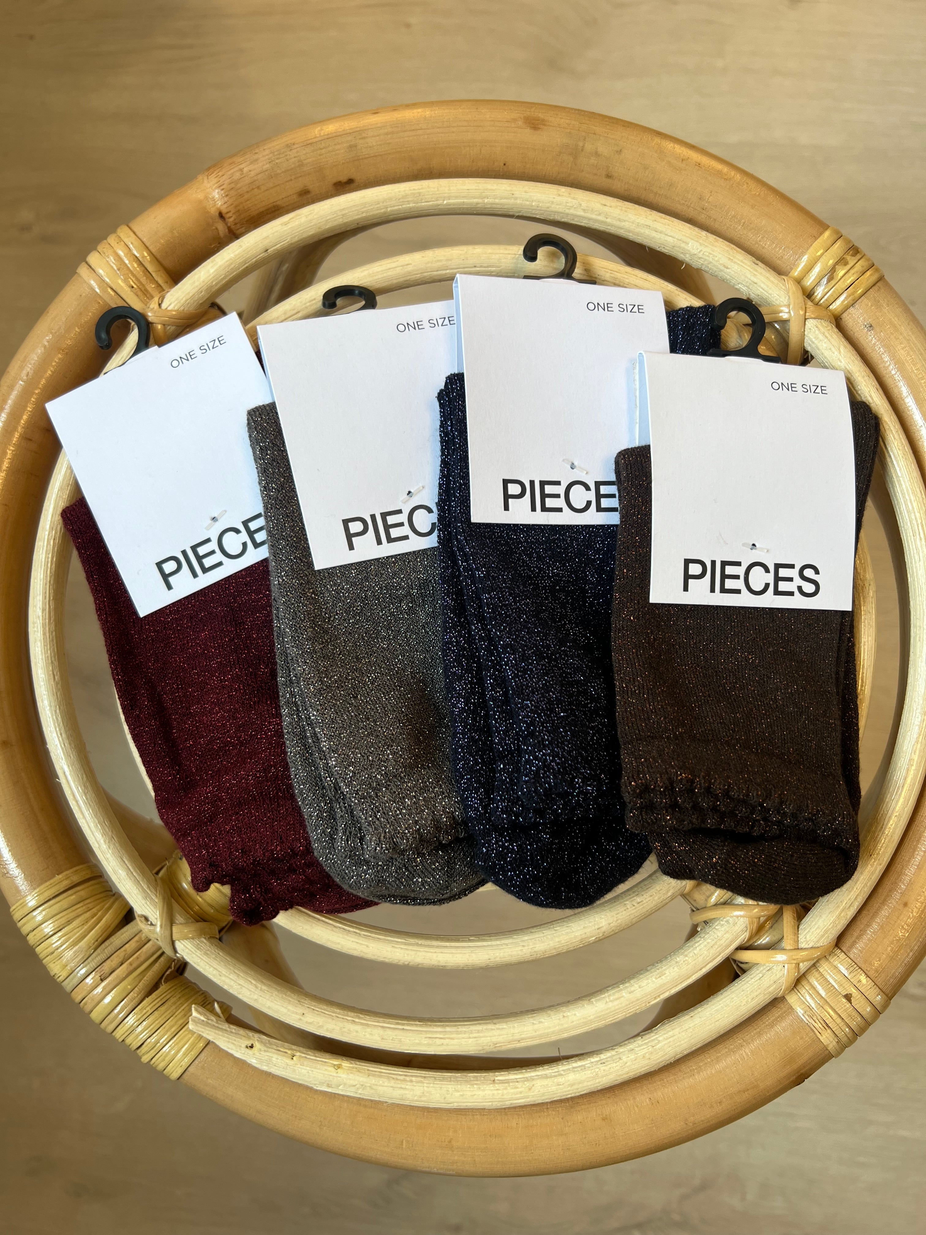 PIECES SEBBY GLITTER LONG SOCKS