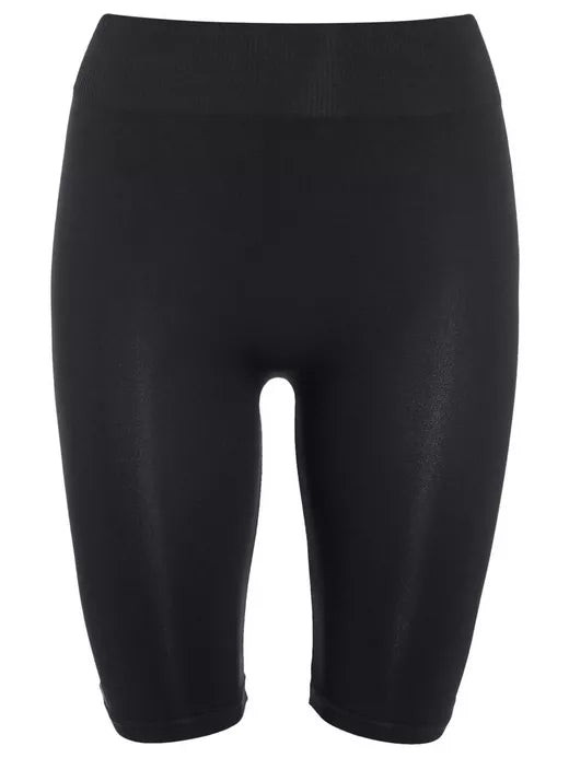 PIECES LONDON SHORTS