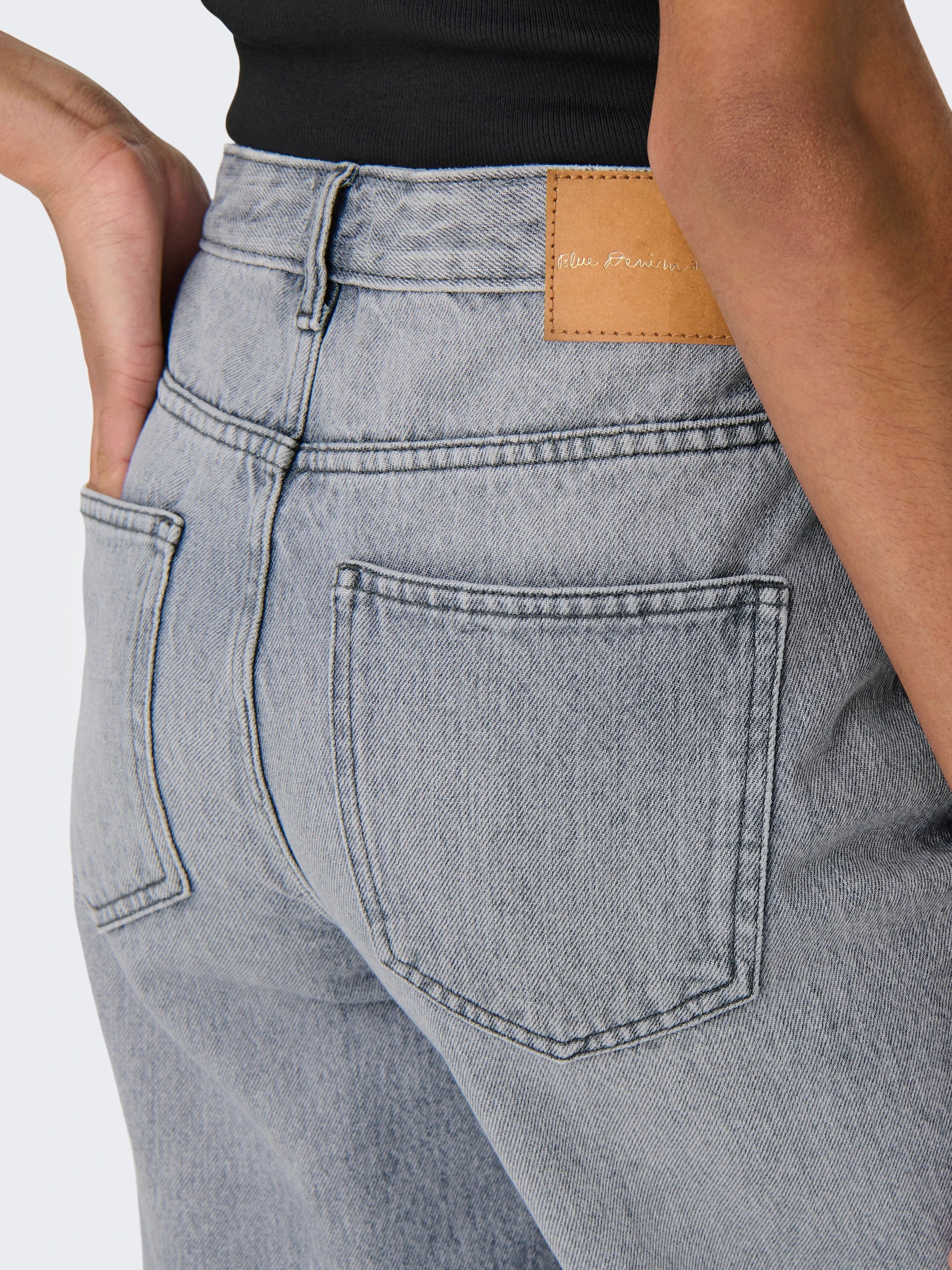ONLY SONNY HW WIDE DNM SHORTS