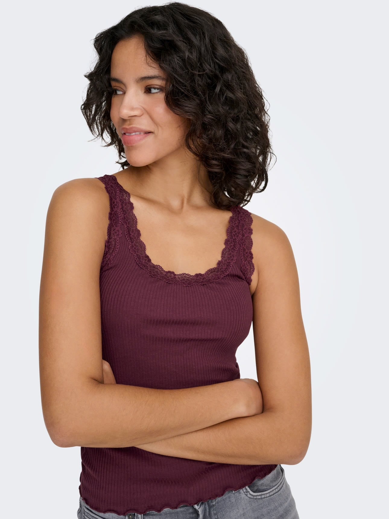 ONLY SARA SHARAI TANK TOP