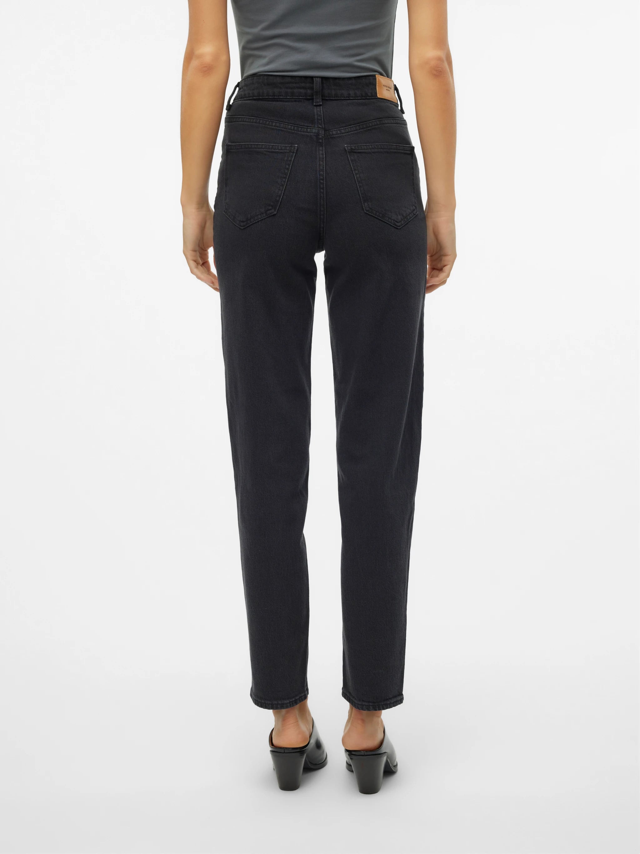VERO MODA TESSA HR MOM JEANS