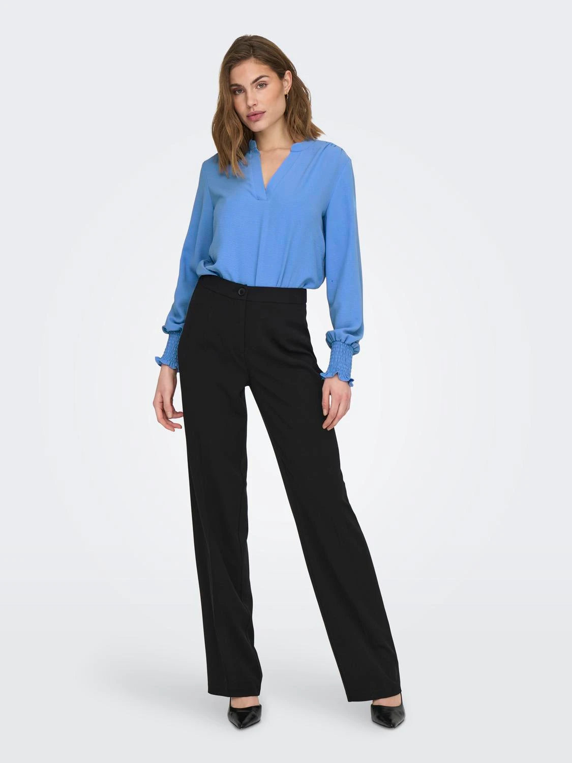 ONLY METTE V-NECK LS SMOCK TOP