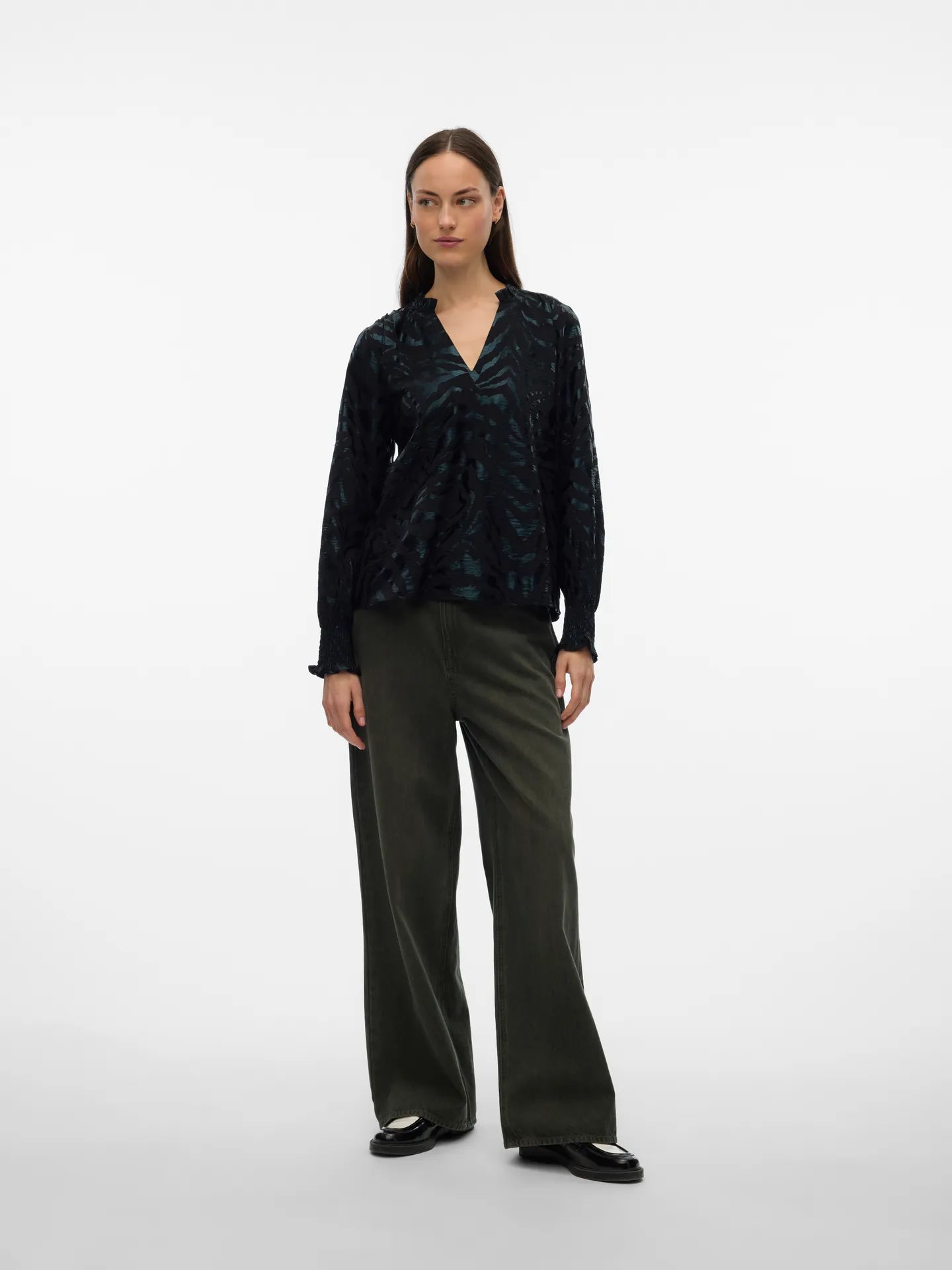 VERO MODA CARLA FOIL L/S V-NECK TOP