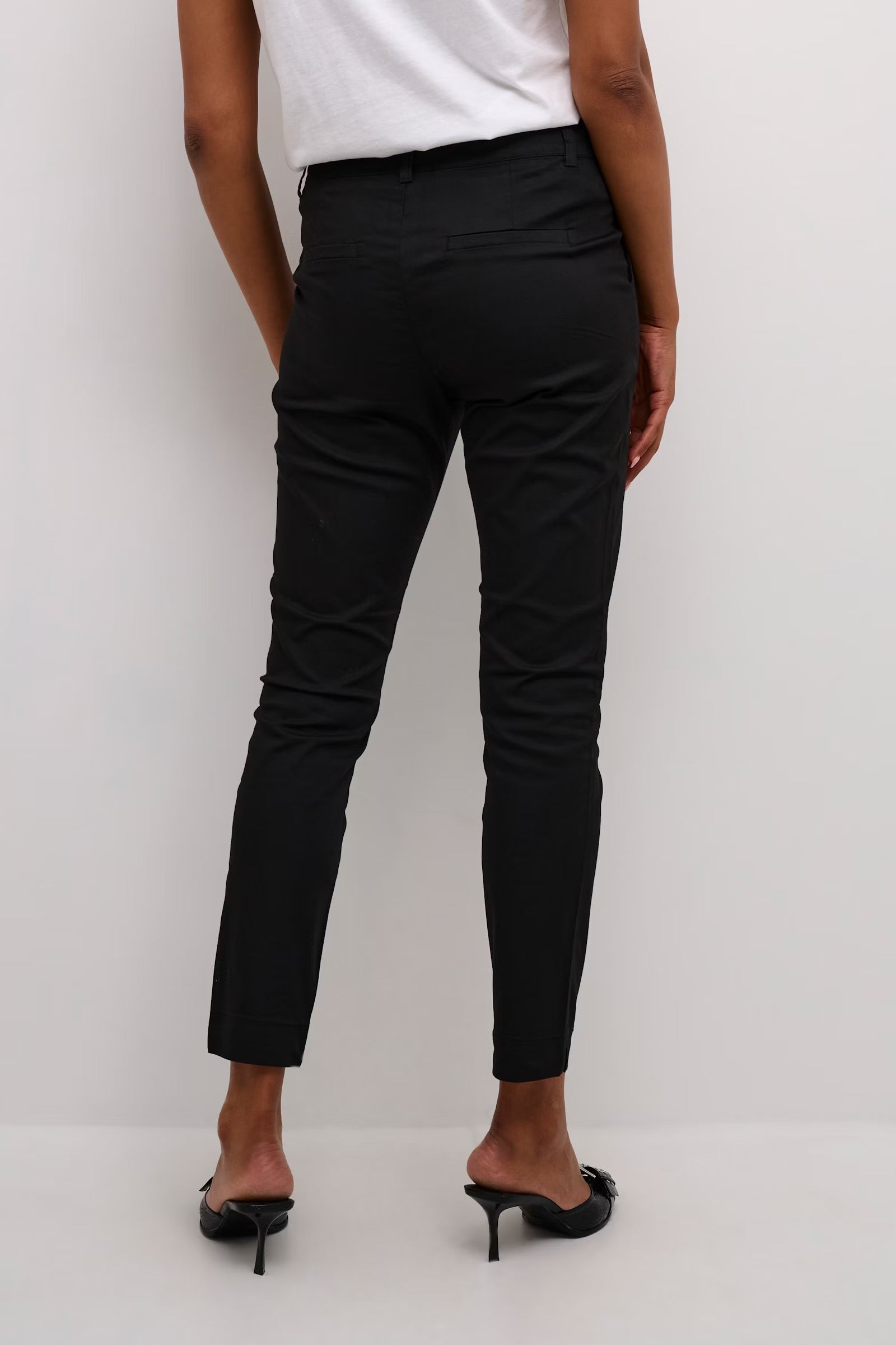 KAFFE LEA 7/8 CHINO PANT
