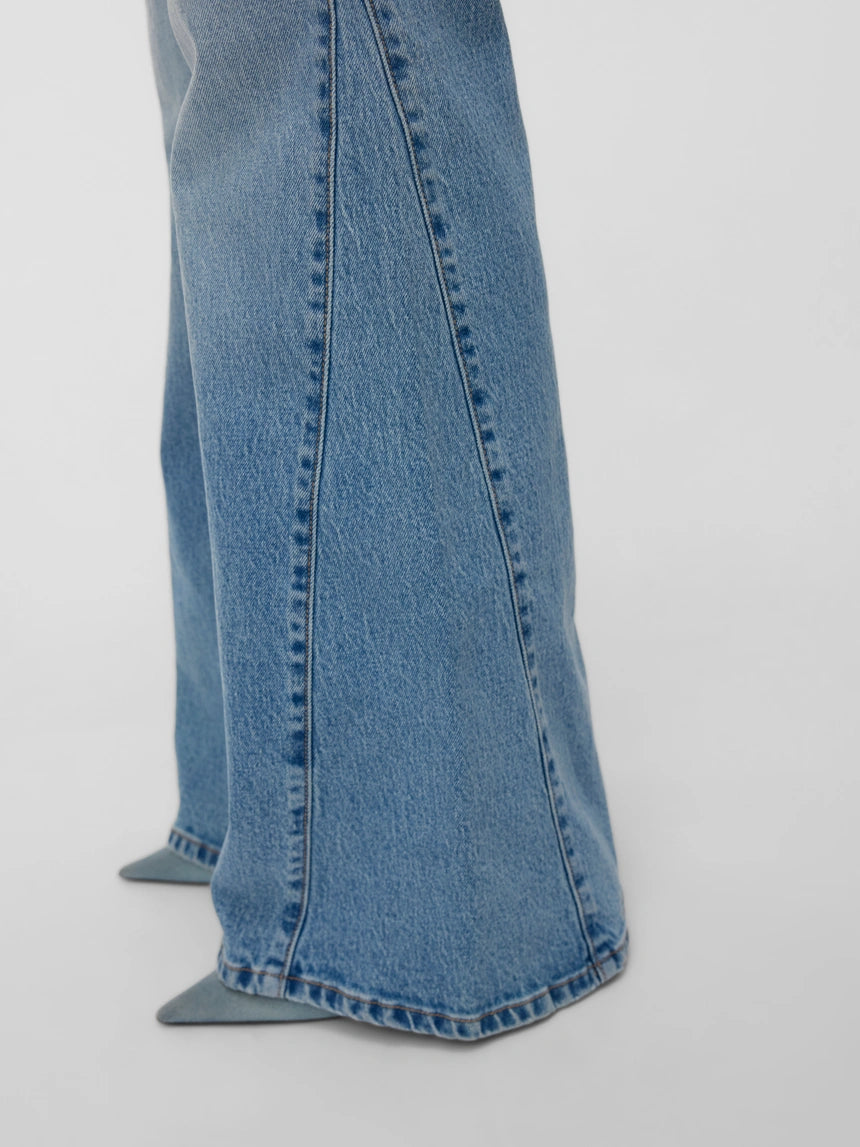 VERO MODA INDIA HR FLARED JEANS