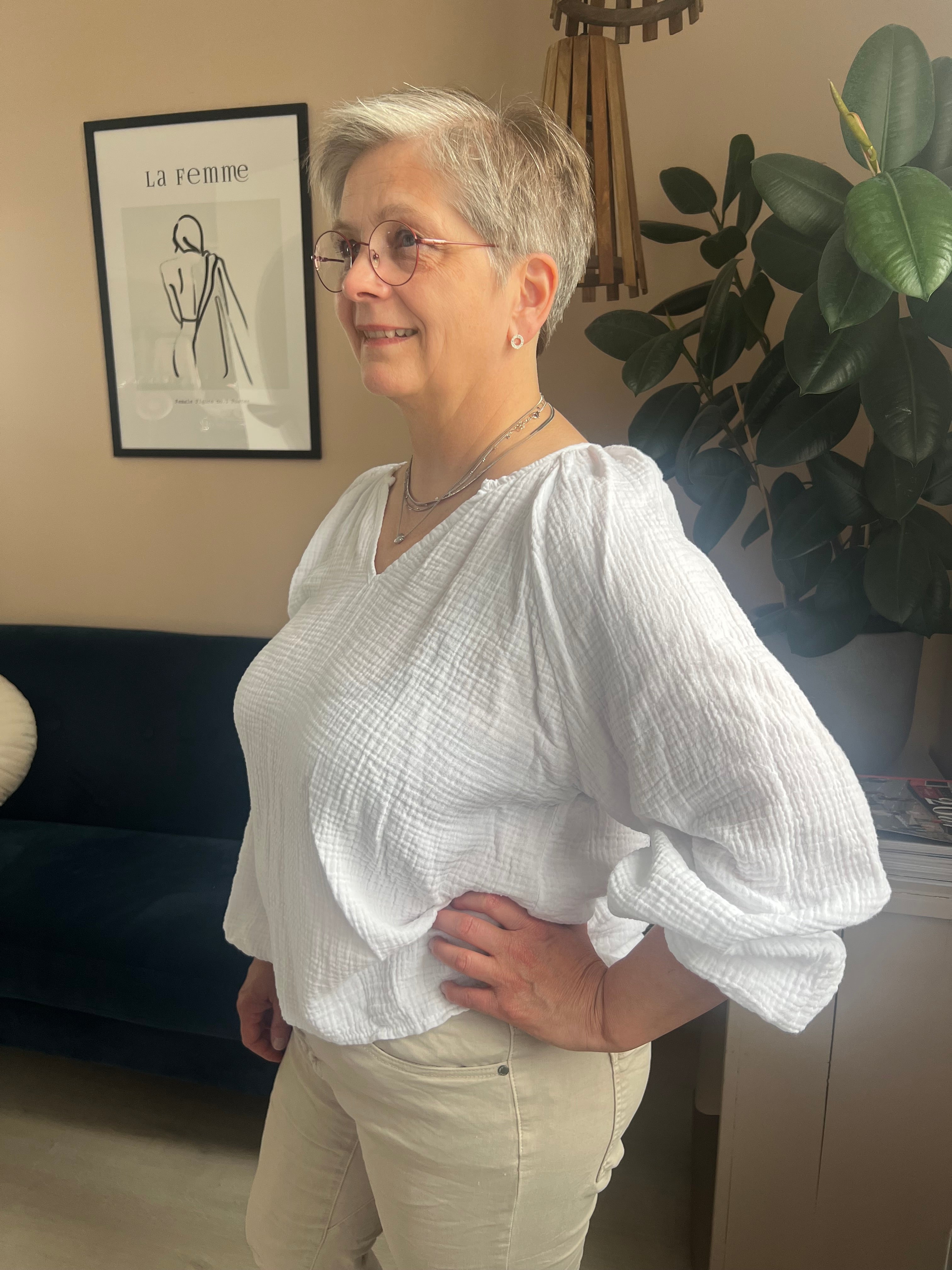 HOFFMANN L/S V-NECK BLOUSE