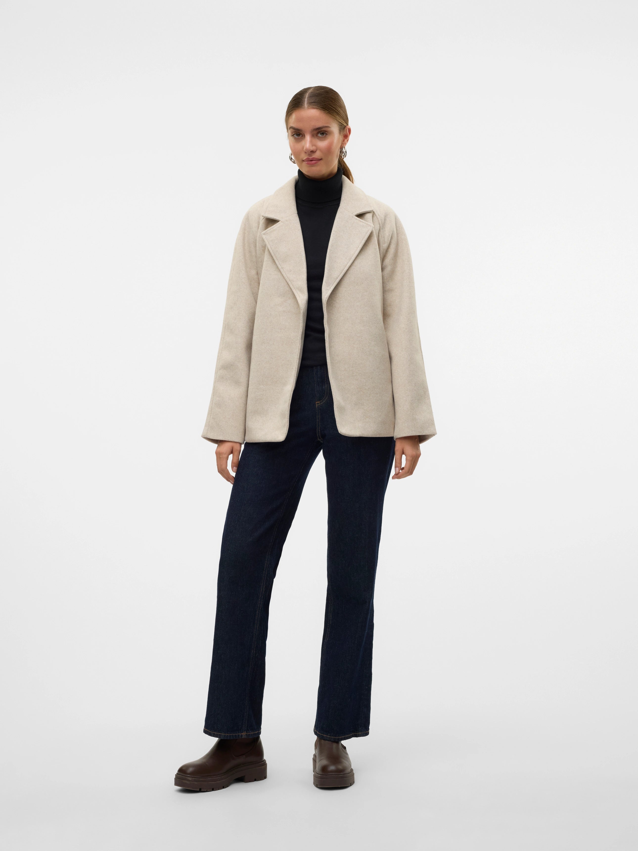 VERO MODA FORTUNEAYA RAGLAN SLEEVE JACKET