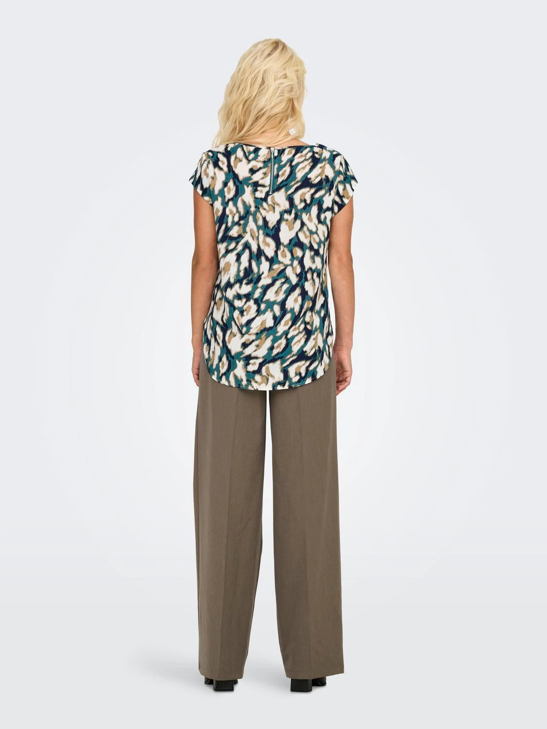 ONLY VIC S/S TOP