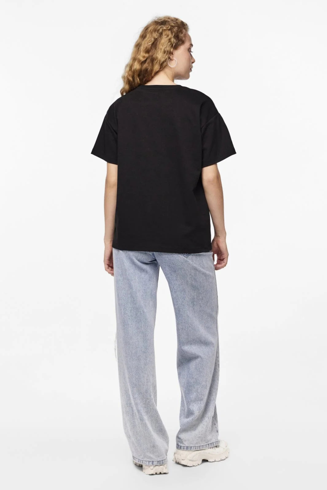 PIECES SKYLAR SS OVERSIZED TEE