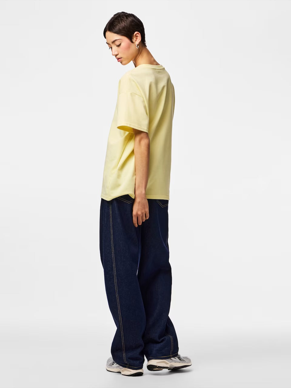 PIECES SKYLAR SS OVERSIZED TEE - FRENCH VANILLA