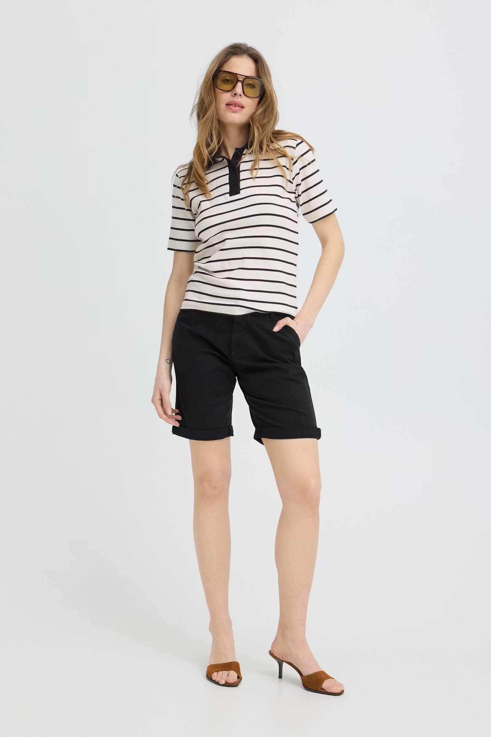PULZ JEANS BONNIE CHINO SHORTS