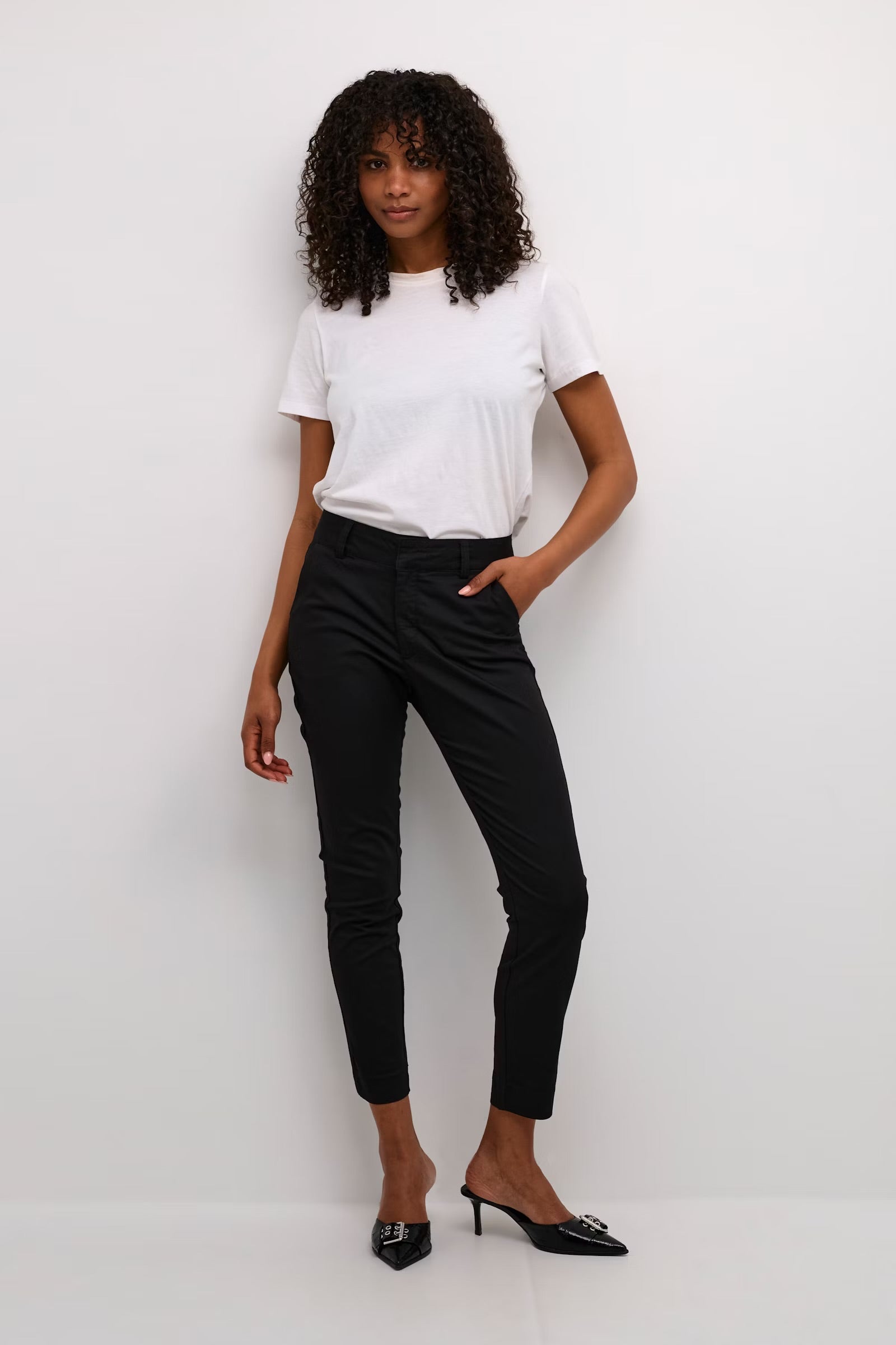 KAFFE LEA 7/8 CHINO PANT