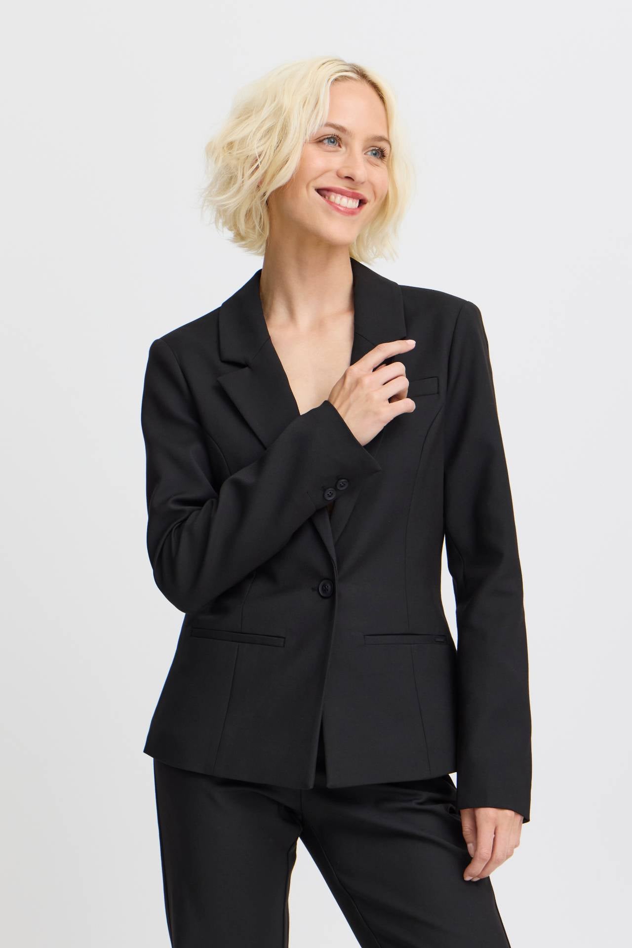 PULZ JEANS BINDY SHORT BLAZER