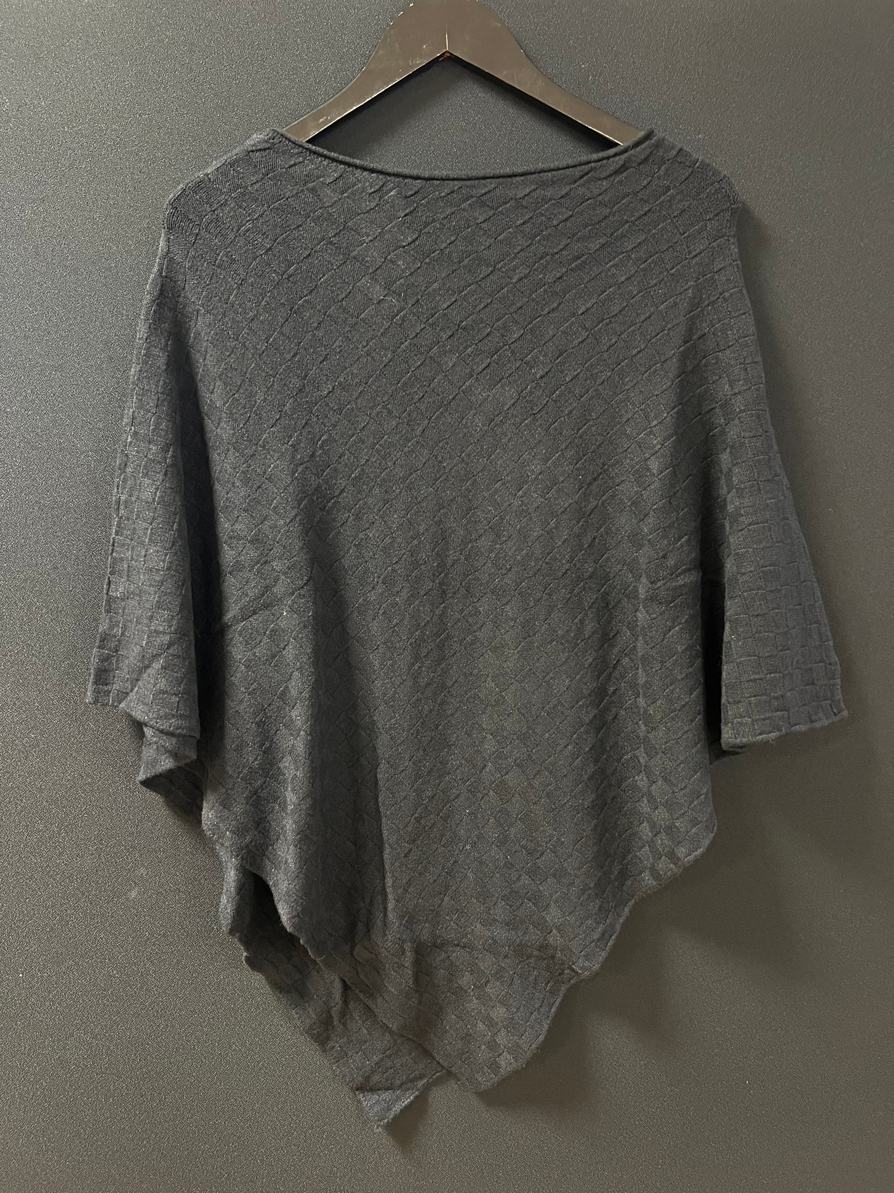 HOFFMANN PONCHO