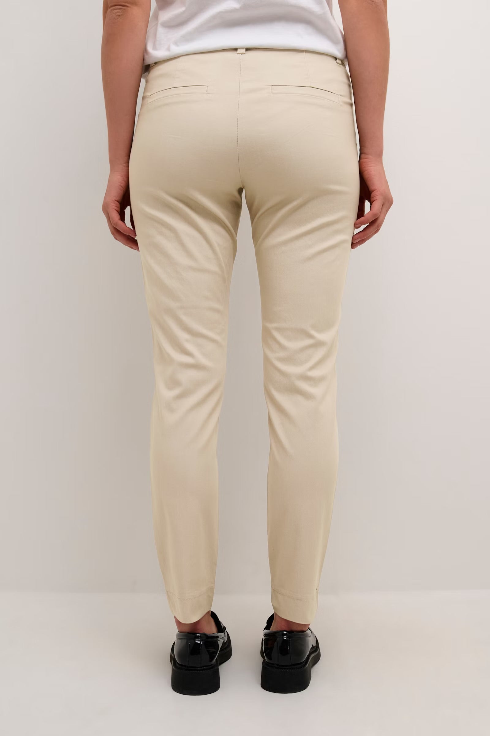 KAFFE LEA 7/8 CHINO PANT