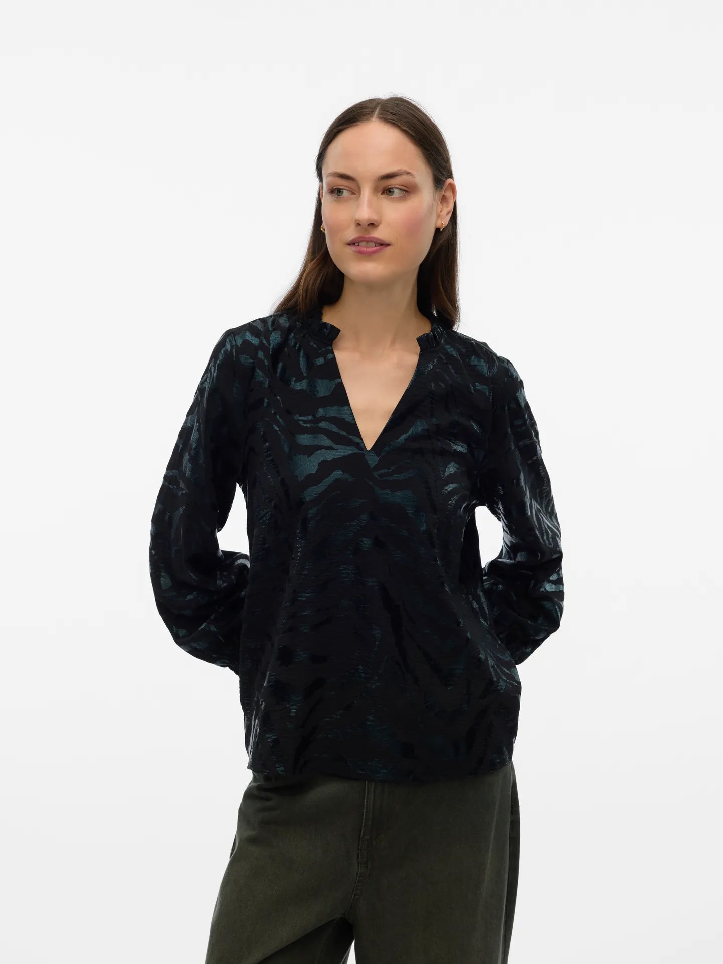 VERO MODA CARLA FOIL L/S V-NECK TOP