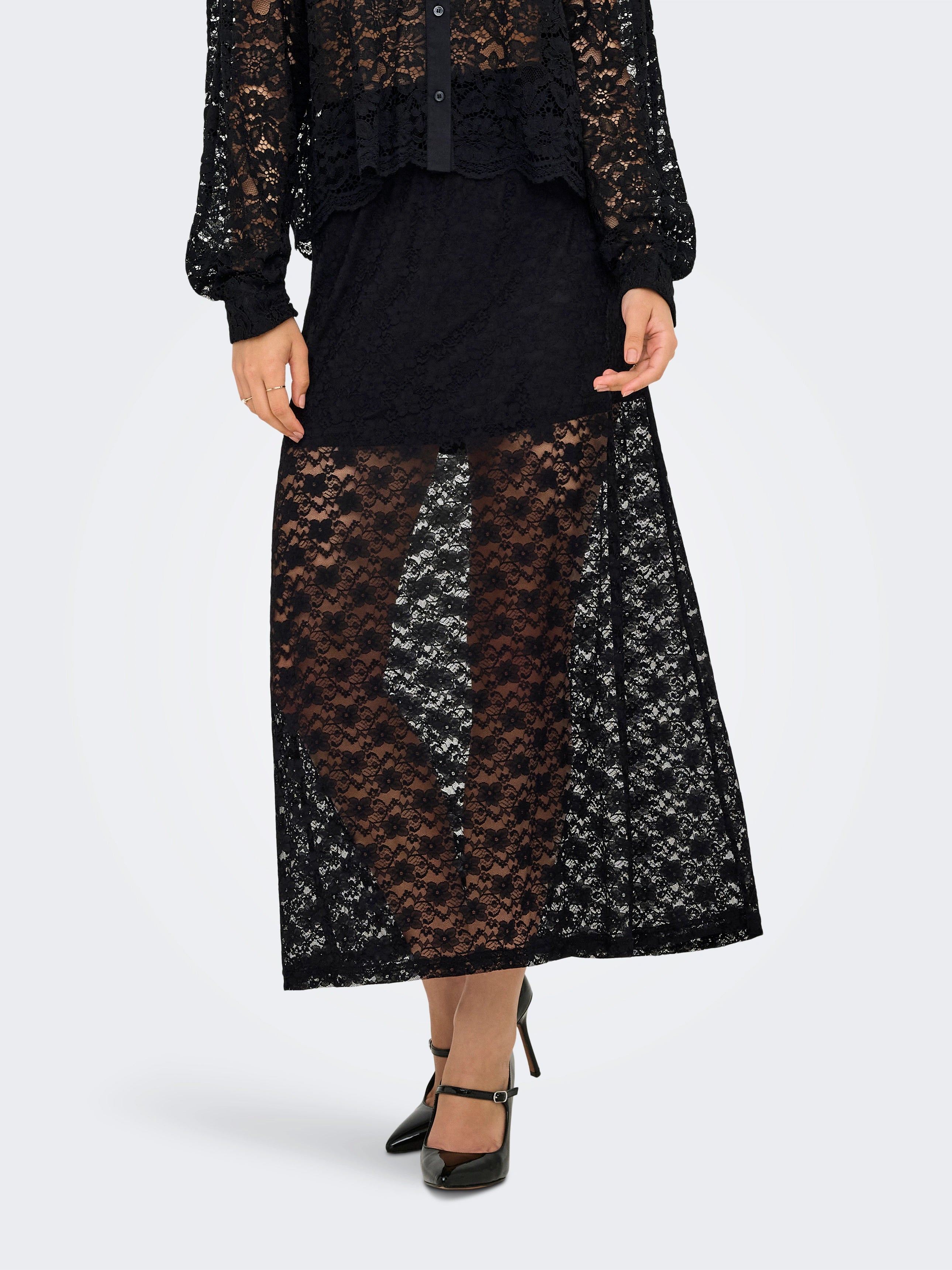 ONLY CHIGO CALI LIFE LACE ANKLE SKIRT