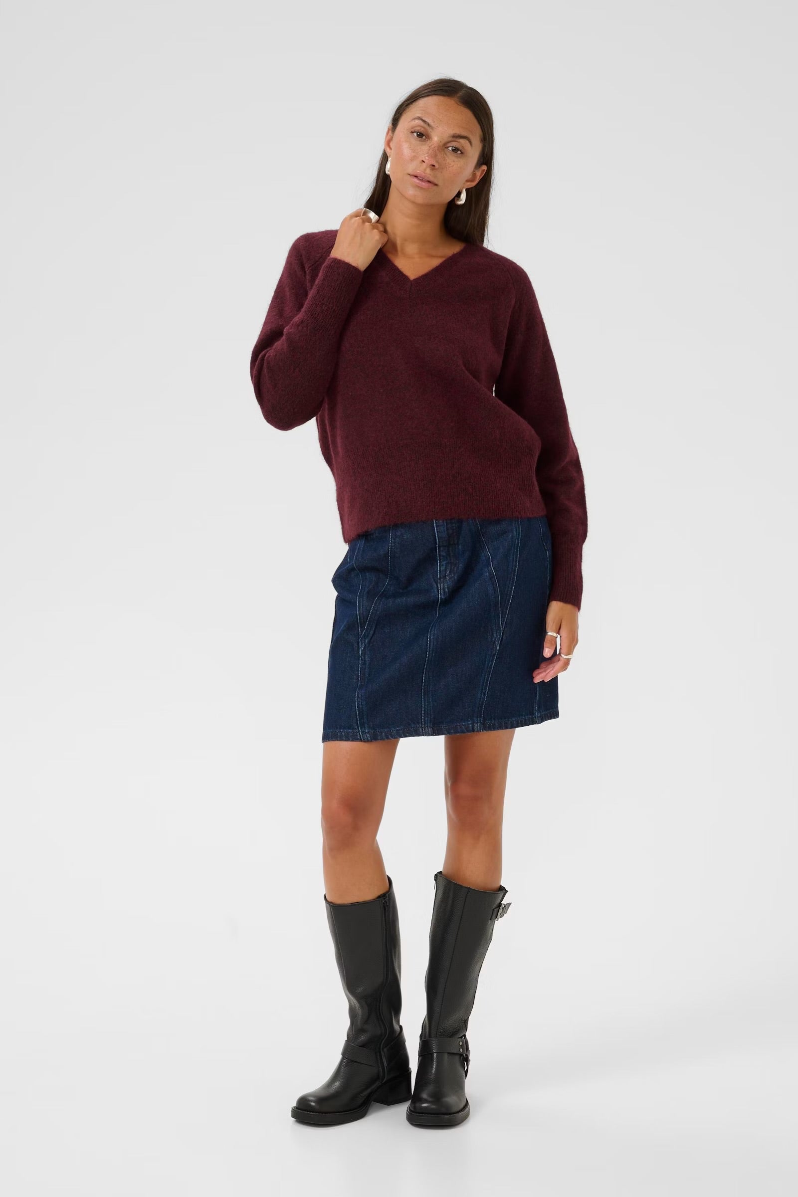 KAFFE NIEL V-NECK PULLOVER