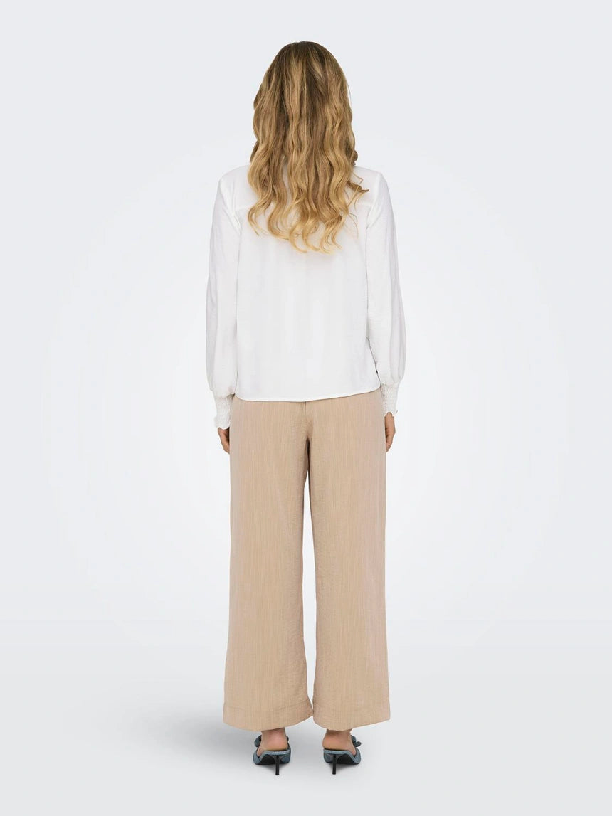 ONLY METTE V-NECK LS SMOCK TOP