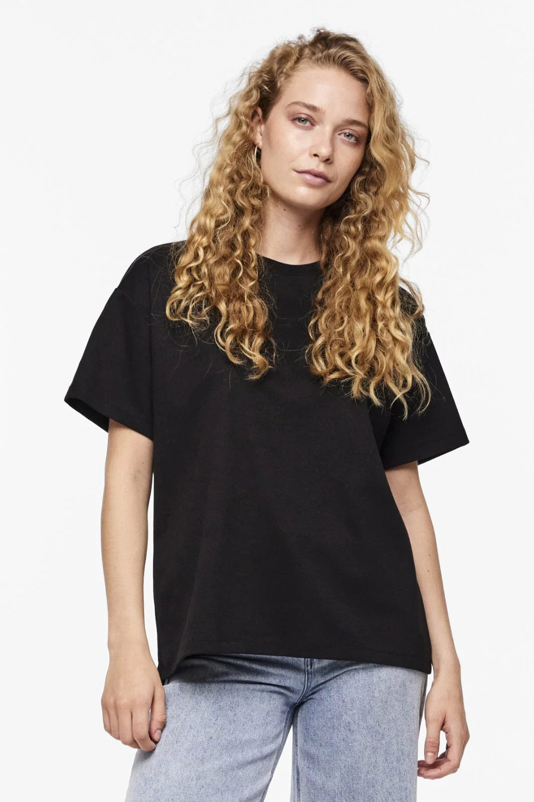 PIECES SKYLAR SS OVERSIZED TEE