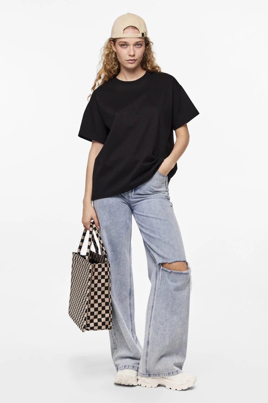 PIECES SKYLAR SS OVERSIZED TEE