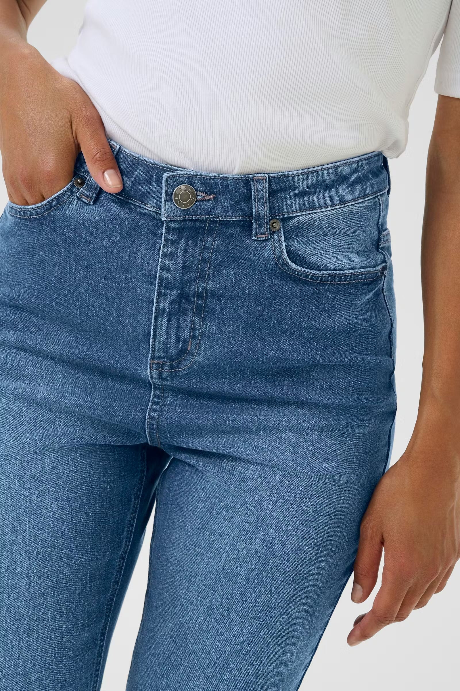KAFFE WILLOW HW SLIM FIT JEANS
