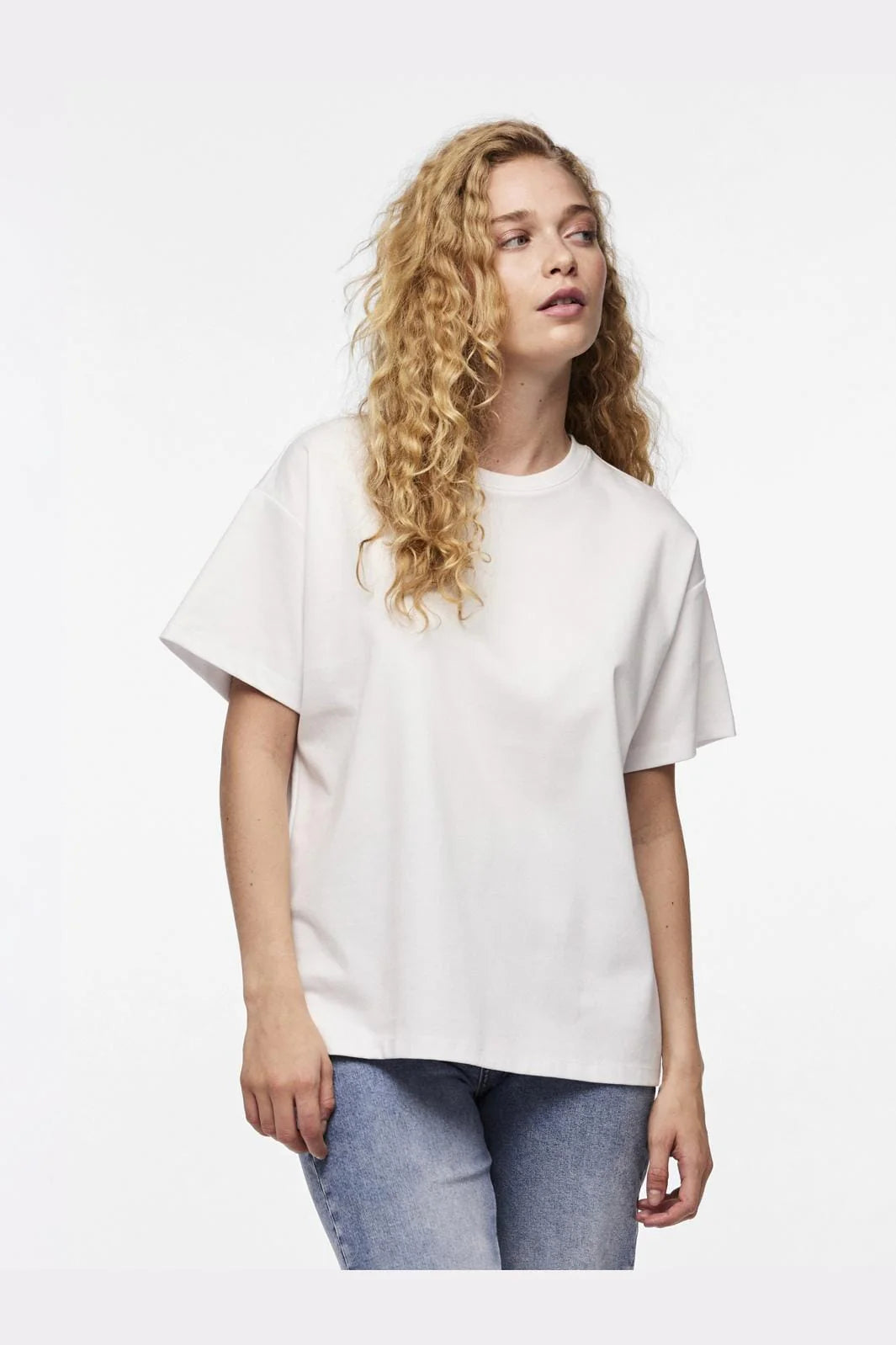 PIECES SKYLAR SS OVERSIZED TEE