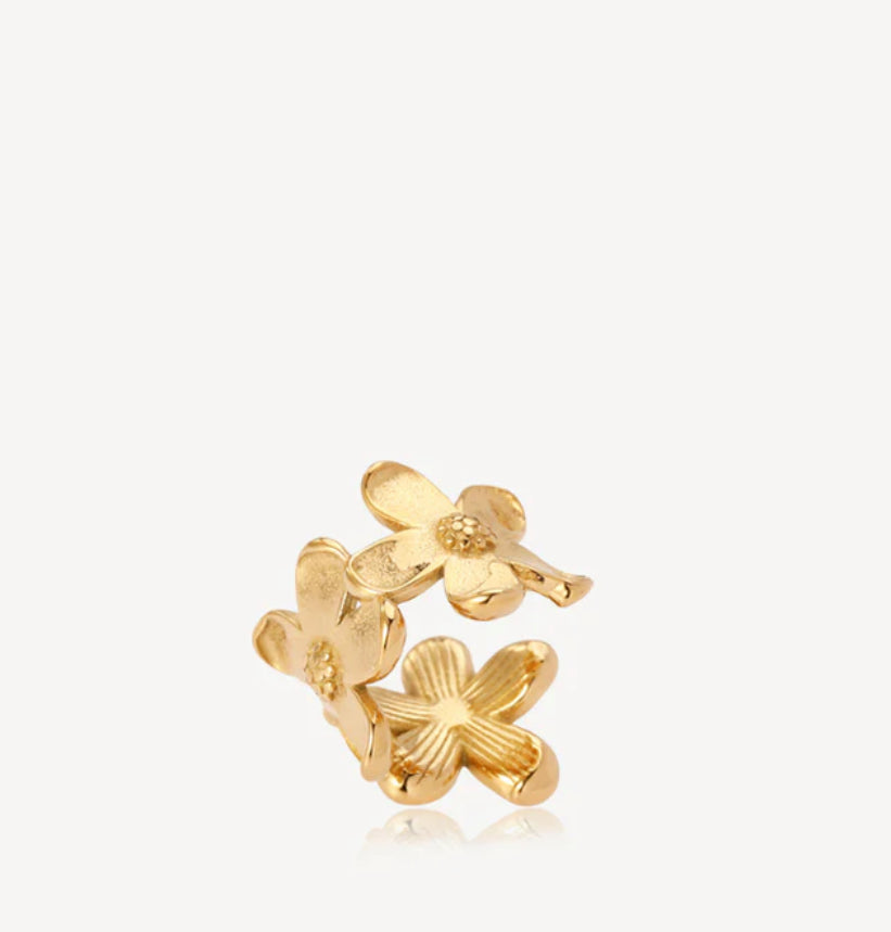 SISTIE2ND CAMELLIA EAR CUFF