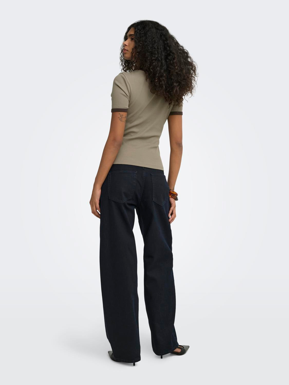 ONLY VAL S/S CONTRAST TOP JRS