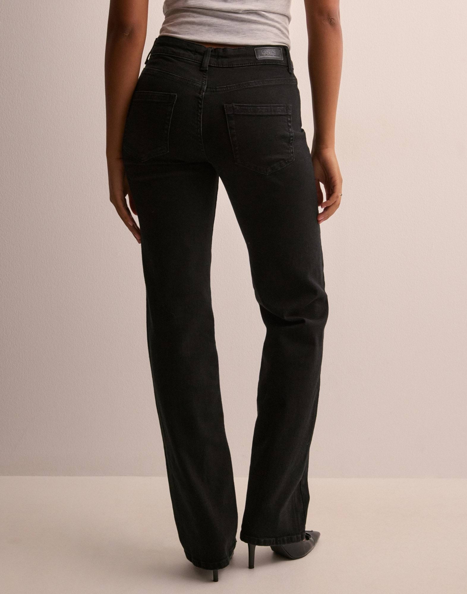 ONLY BLUSH MID STRAIGHT - BLACK DENIM