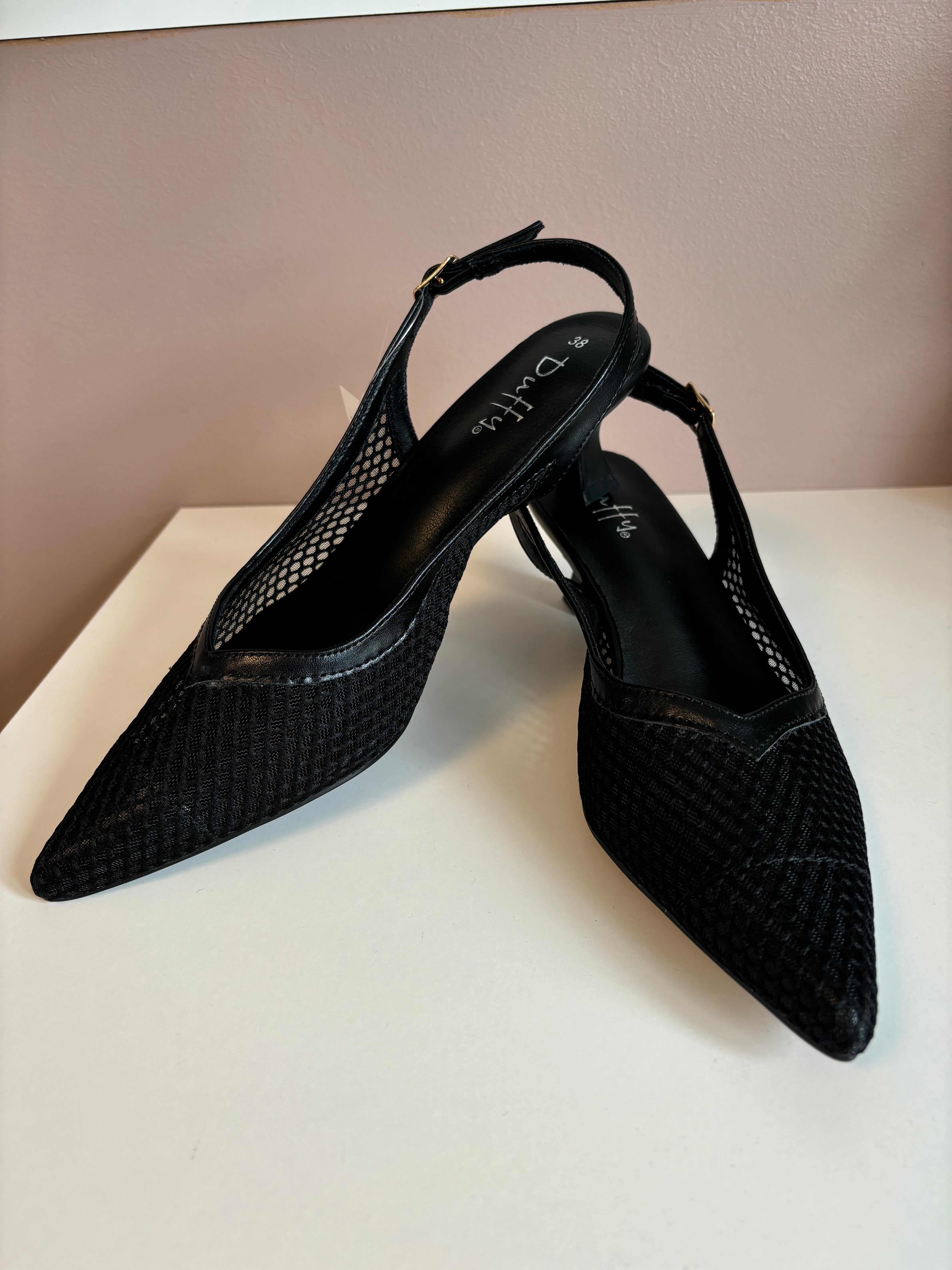 DUFFY KITTEN HEELS
