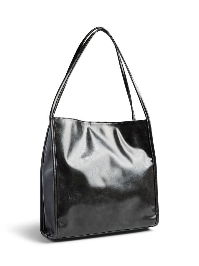 PIECES MALOU PATENT SHOPPING BAG