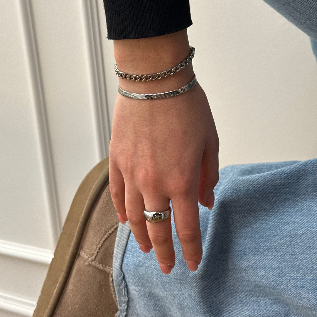 SISTIE SNAKE BRACELET