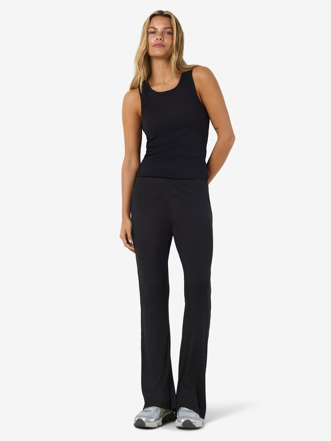 NOISY MAY PASA HW FLARED PANTS