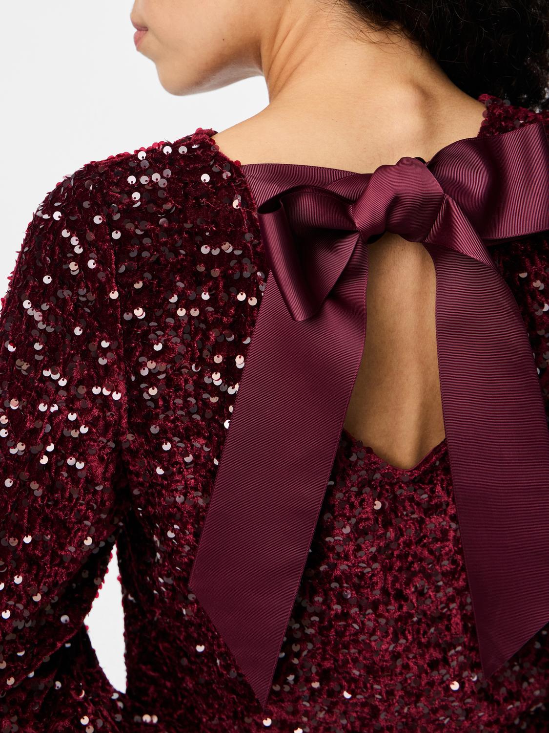 PIECES KAM LS DEEP BACK BOW TOP