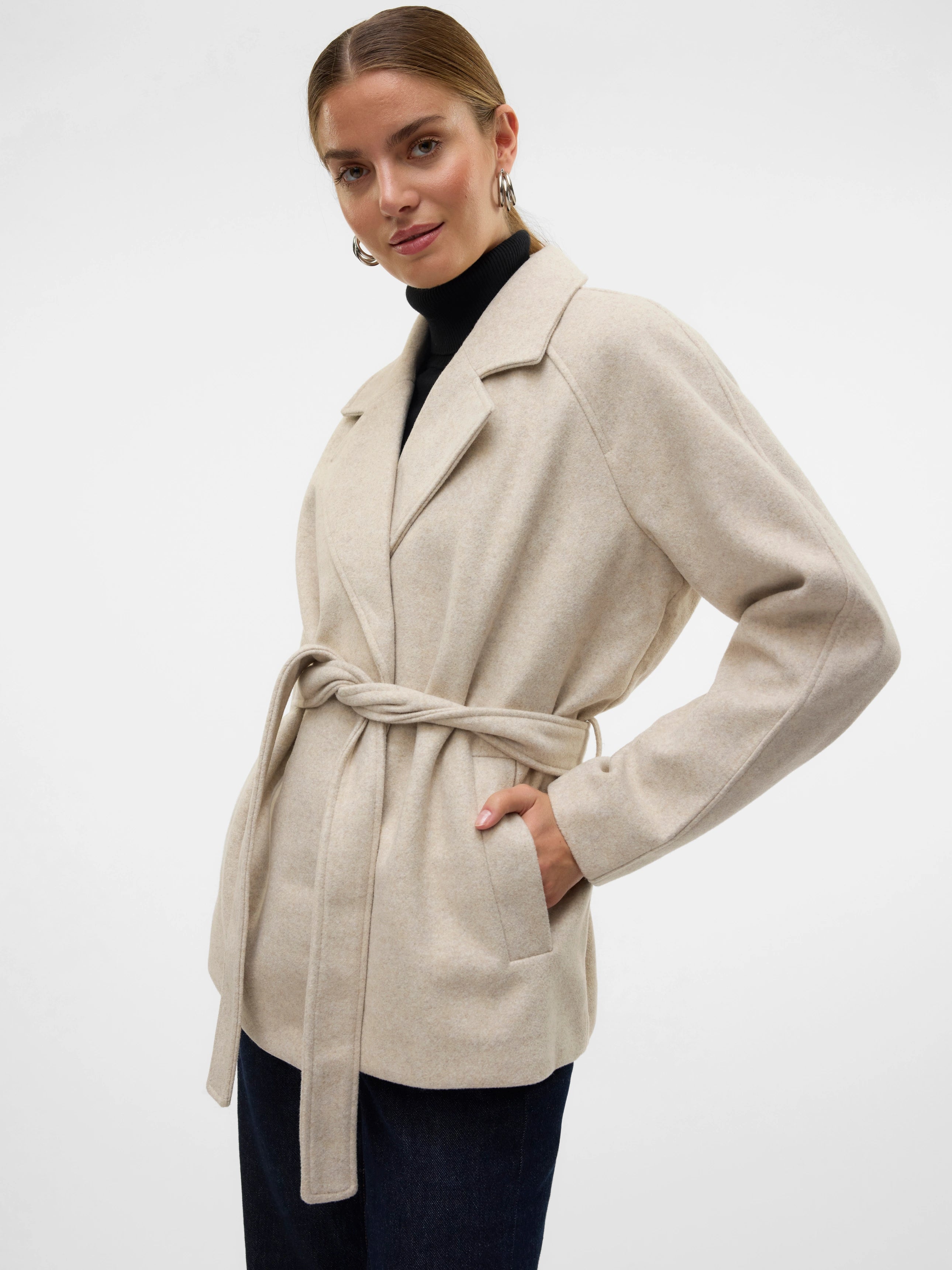 VERO MODA FORTUNEAYA RAGLAN SLEEVE JACKET