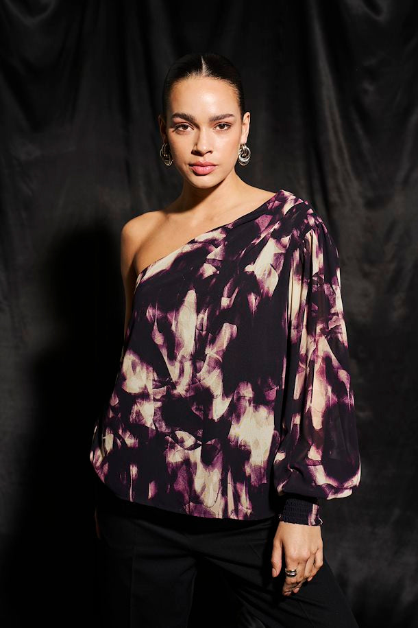 KAFFE ASKA ONE-SHOULDER BLOUSE