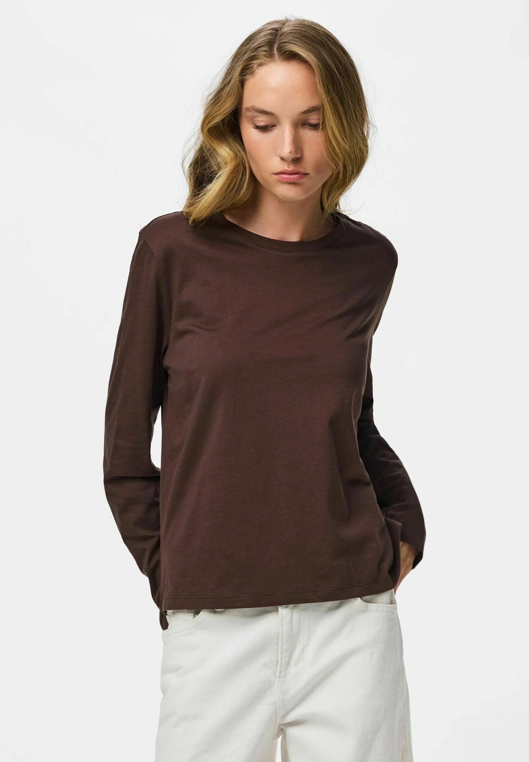 PIECES ASHLEY LS O-NECK FIT TEE