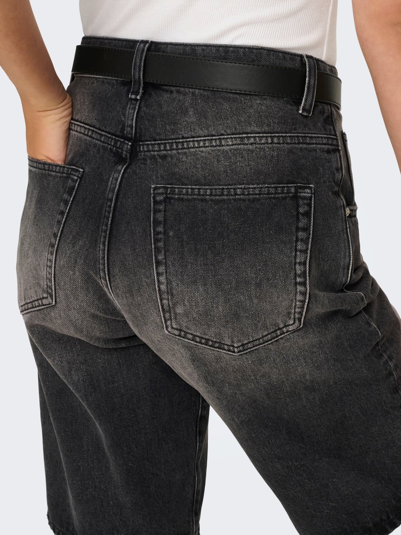 ONLY MATE REG BAGGY LONG SHORTS DNM