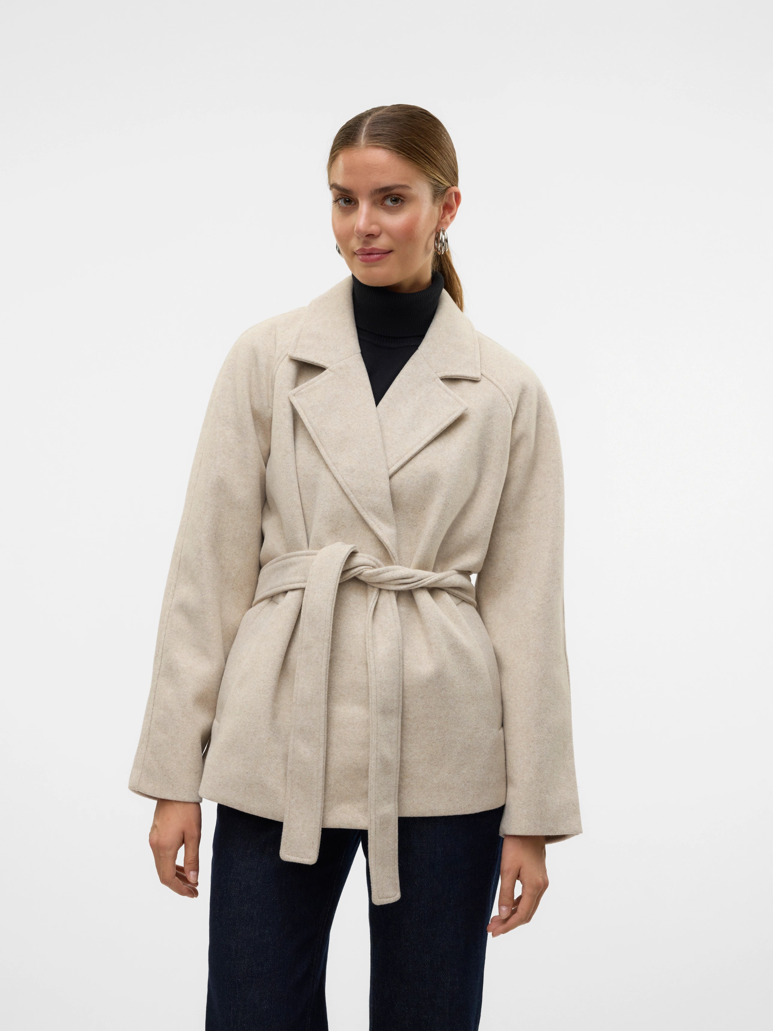 VERO MODA FORTUNEAYA RAGLAN SLEEVE JACKET