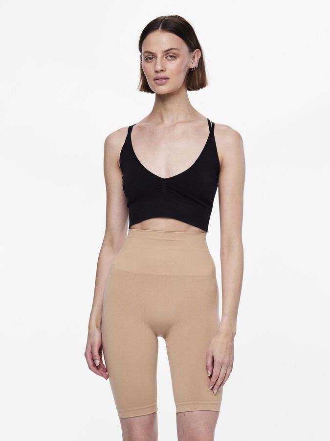 PIECES IMAGINE SHAPEWEAR SHORTS