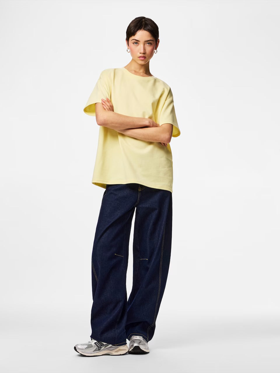 PIECES SKYLAR SS OVERSIZED TEE - FRENCH VANILLA