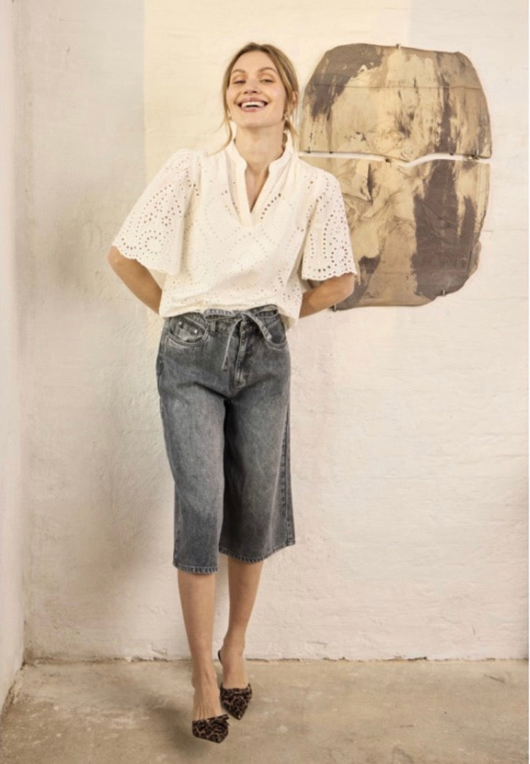 PULZ JEANS CRYSTAL UHW SHORTS
