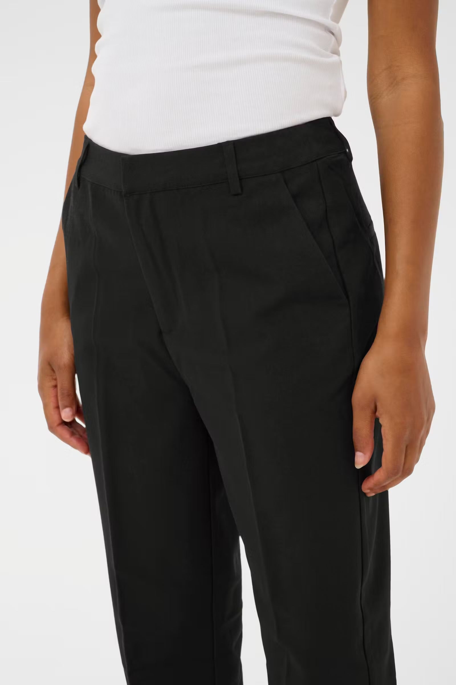 KAFFE SAKURA HW ZIPPER PANTS