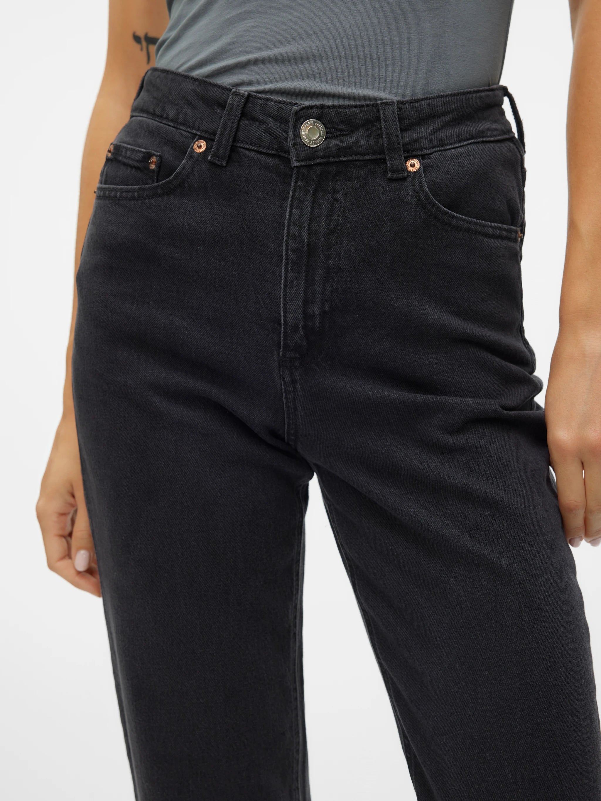 VERO MODA TESSA HR MOM JEANS
