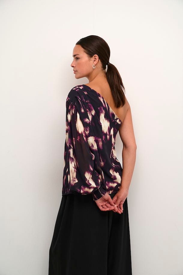 KAFFE ASKA ONE-SHOULDER BLOUSE