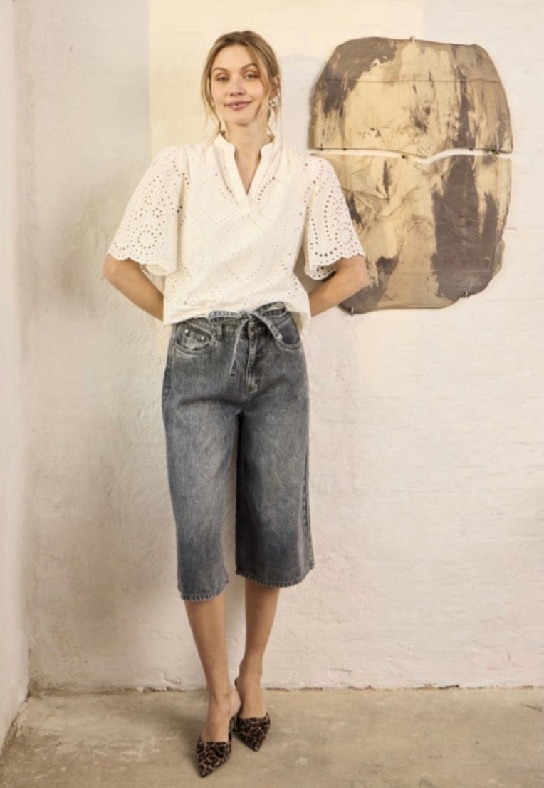 PULZ JEANS CRYSTAL UHW SHORTS
