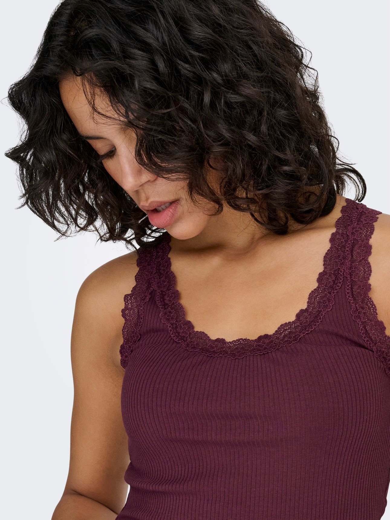 ONLY SARA SHARAI TANK TOP