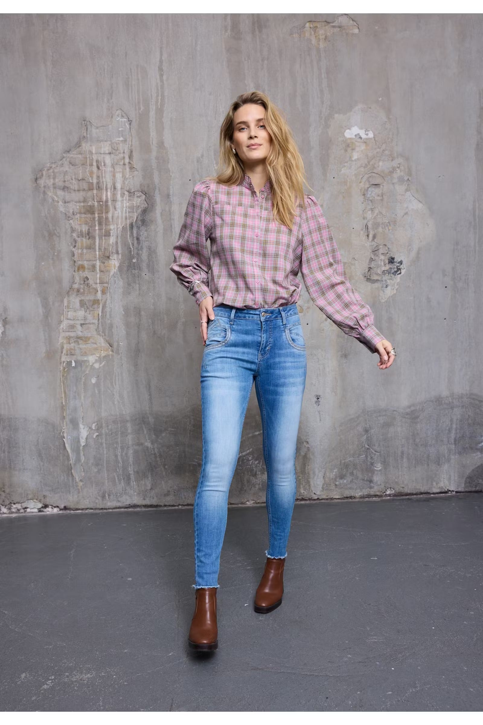 PULZ JEANS CARMEM EMB. HW SKINNY LEG